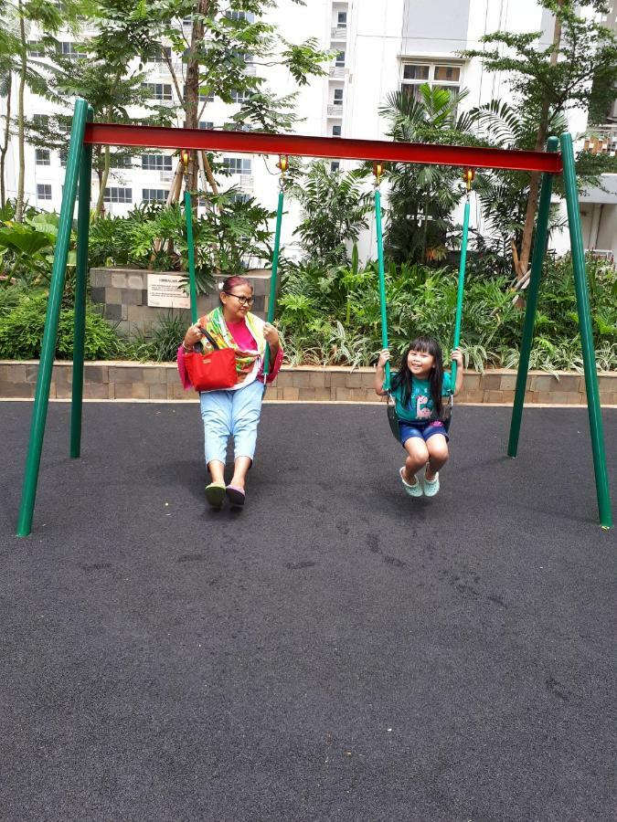 Apartemen Springlake Summarecon Bekasi-By Bu Johan 외부 사진